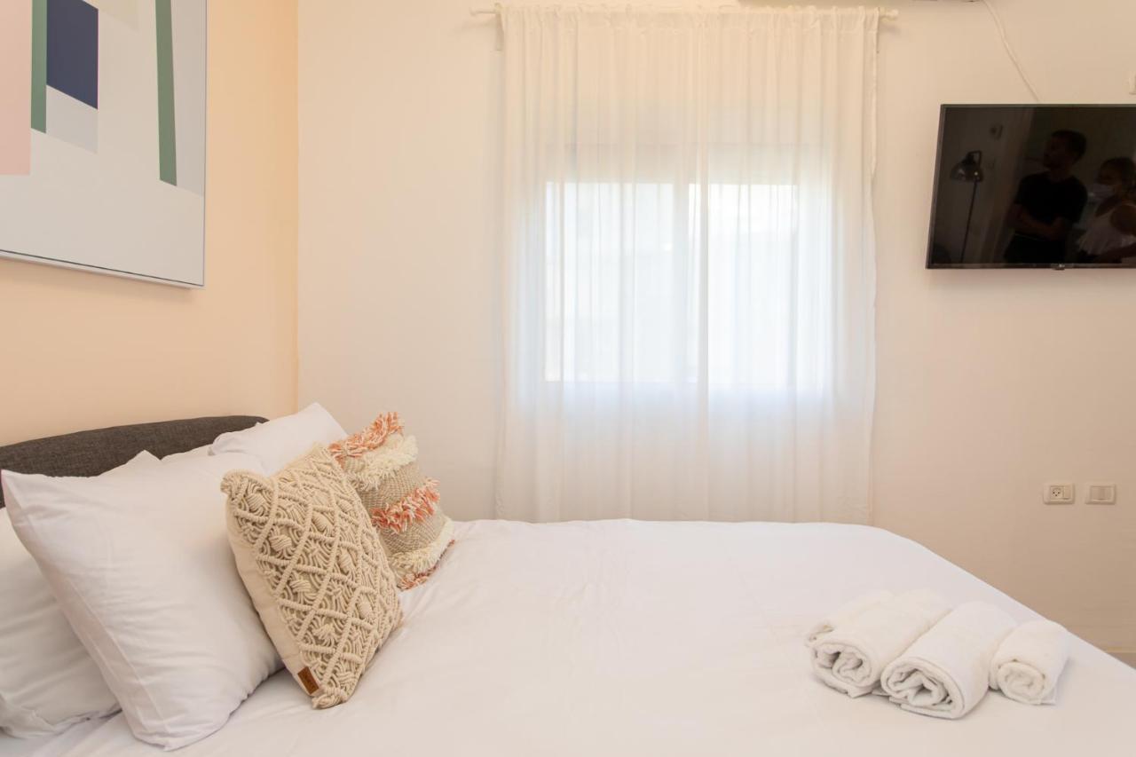 Port City Haifa - Bat Galim 25 Mtrs From The Beach & Rambam Exterior foto
